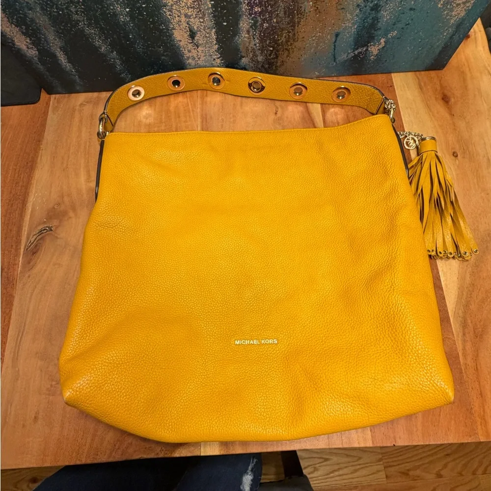 NWOT Michael Kors Boho Brooklyn Large Leather Shoulder Bag Shade Marigold/Cider - Picture 8 of 14